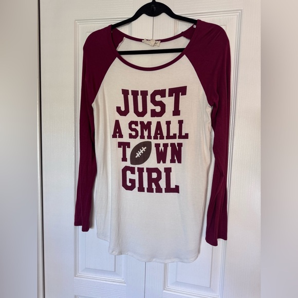 Women’s Raglan Graphic Long Sleeve Tee size Small - Picture 5 of 7